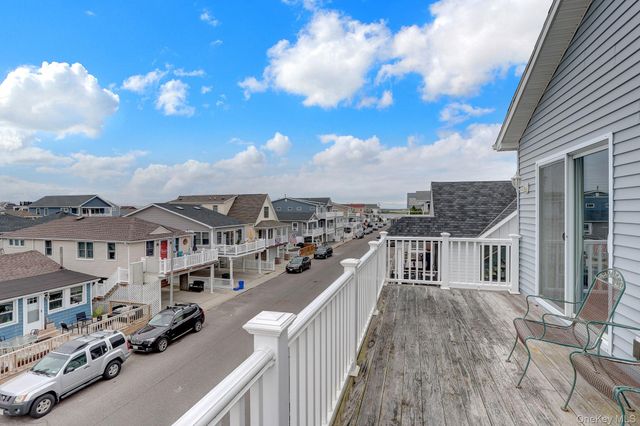 72 Arizona Avenue, Long Beach, NY 11561
