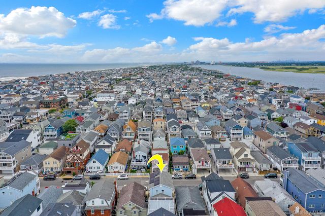 72 Arizona Avenue, Long Beach, NY 11561