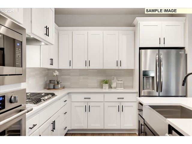 210 N 89TH Loop 250, Ridgefield, WA 98642