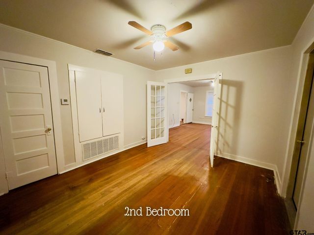 424 W Blackbourn St, Hawkins, TX 75765