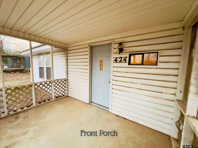 424 W Blackbourn St, Hawkins, TX 75765