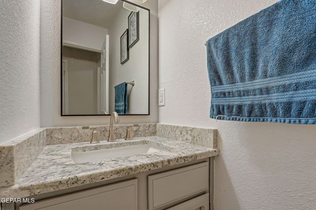 10840 LOMA DEL NORTE Drive, El Paso, TX 79934