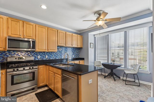 15 CHARTER OAK CT, Doylestown, PA 18901