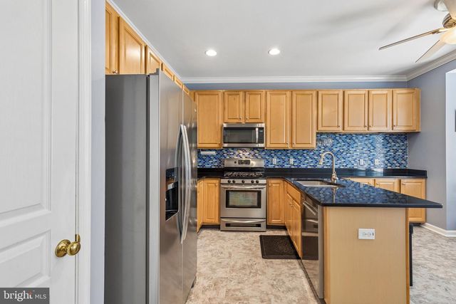 15 CHARTER OAK CT, Doylestown, PA 18901