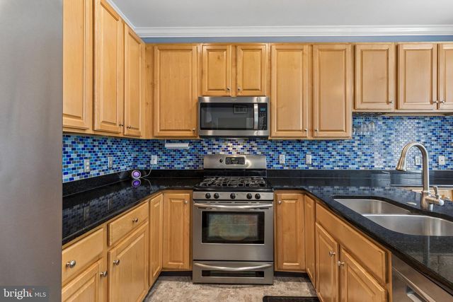 15 CHARTER OAK CT, Doylestown, PA 18901