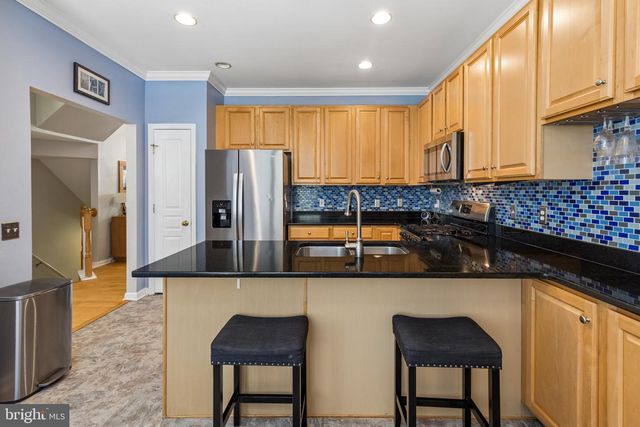 15 CHARTER OAK CT, Doylestown, PA 18901
