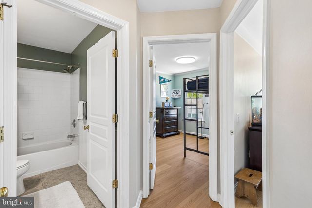 15 CHARTER OAK CT, Doylestown, PA 18901