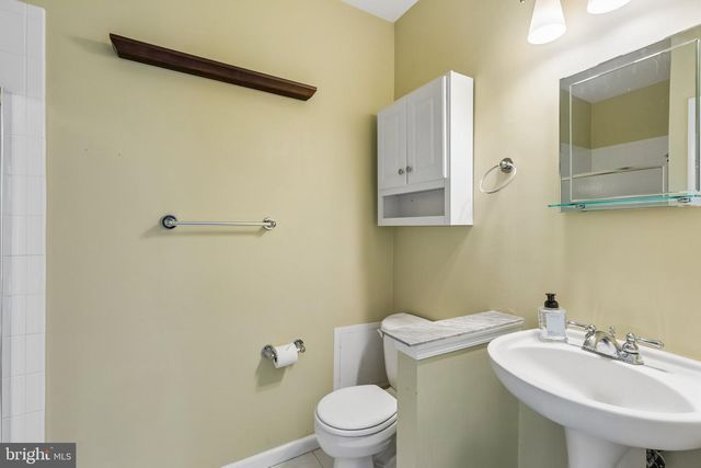 15 CHARTER OAK CT, Doylestown, PA 18901