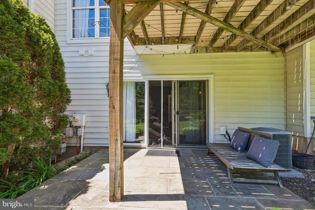 15 CHARTER OAK CT, Doylestown, PA 18901