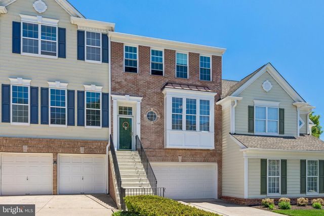 15 CHARTER OAK CT, Doylestown, PA 18901