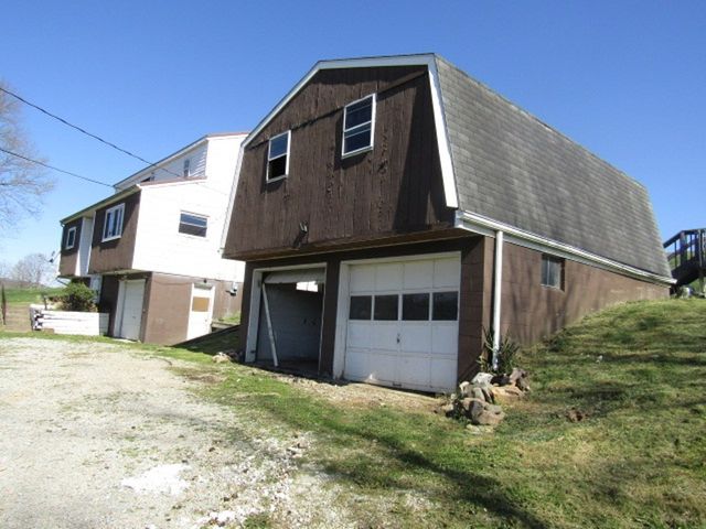 60 S Bridge Rd, Morris Twp, PA 15329