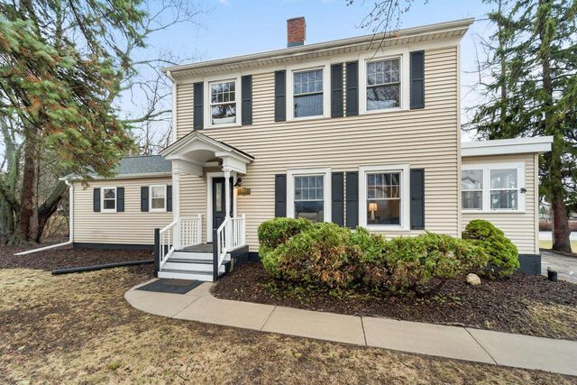 14829 Washington AVENUE, Union Grove, WI 53182