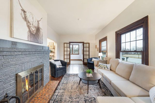 14829 Washington AVENUE, Union Grove, WI 53182