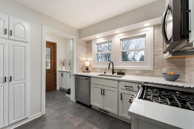 14829 Washington AVENUE, Union Grove, WI 53182