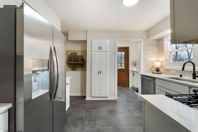 14829 Washington AVENUE, Union Grove, WI 53182