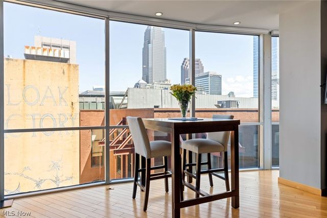 701 W Lakeside Avenue 803, Cleveland, OH 44113