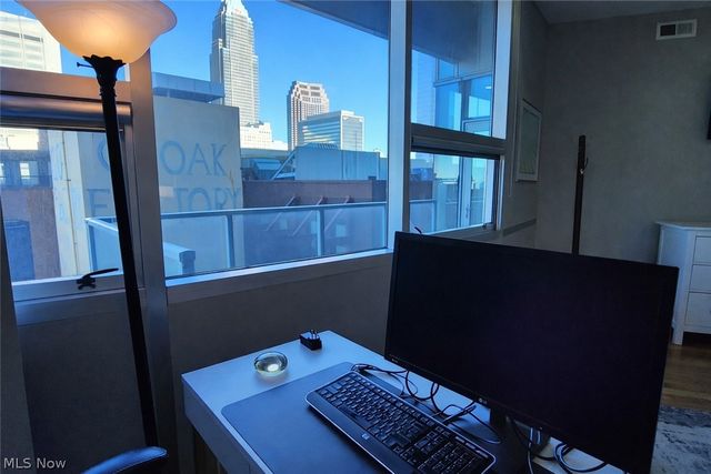 701 W Lakeside Avenue 803, Cleveland, OH 44113