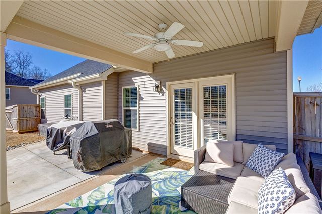 352 Avendell Drive, Easley, SC 29642