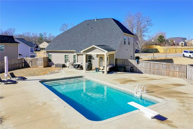 352 Avendell Drive, Easley, SC 29642