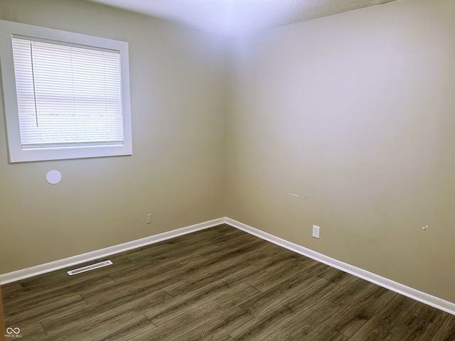 6108 Roselawn Drive, Indianapolis, IN 46226