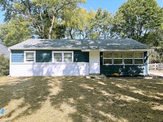 6108 Roselawn Drive, Indianapolis, IN 46226