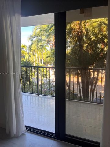 55 Ocean Lane Dr 3030, Key Biscayne, FL 33149
