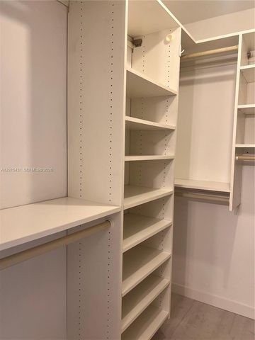 55 Ocean Lane Dr 3030, Key Biscayne, FL 33149