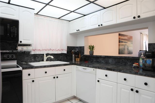 55 Ocean Lane Dr 3030, Key Biscayne, FL 33149