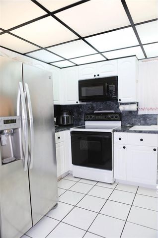 55 Ocean Lane Dr 3030, Key Biscayne, FL 33149