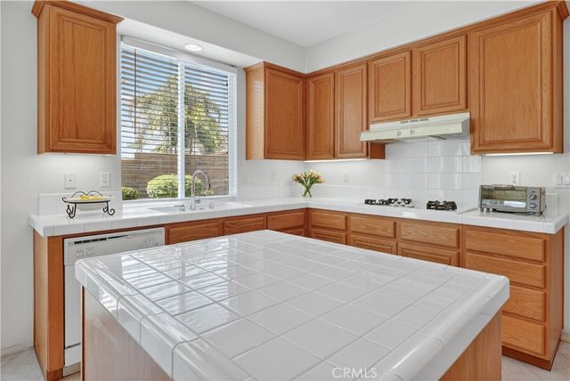 406 Mackena Place, Placentia, CA 92870