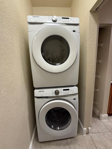 3569 Forest Hill Boulevard 110, Palm Springs, FL 33406