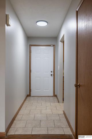 101 Crestridge Drive, Bellevue, NE 68005