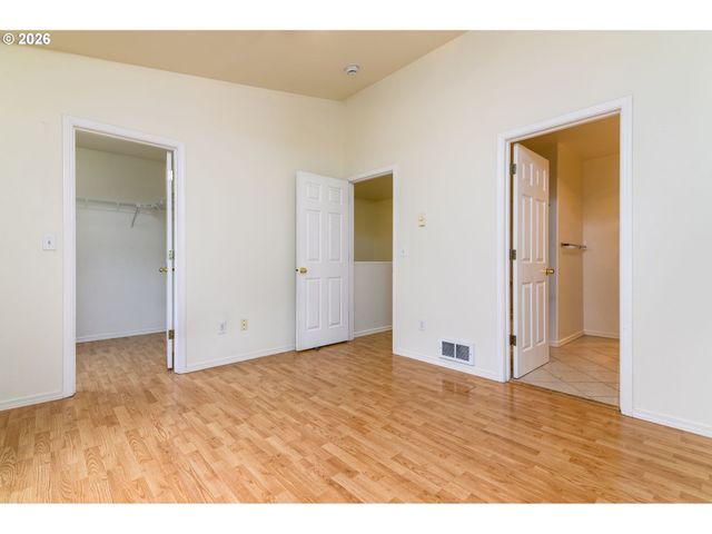 11934 Sw SAGEHEN St, Beaverton, OR 97007