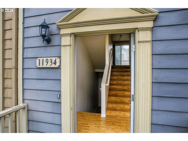 11934 Sw SAGEHEN St, Beaverton, OR 97007