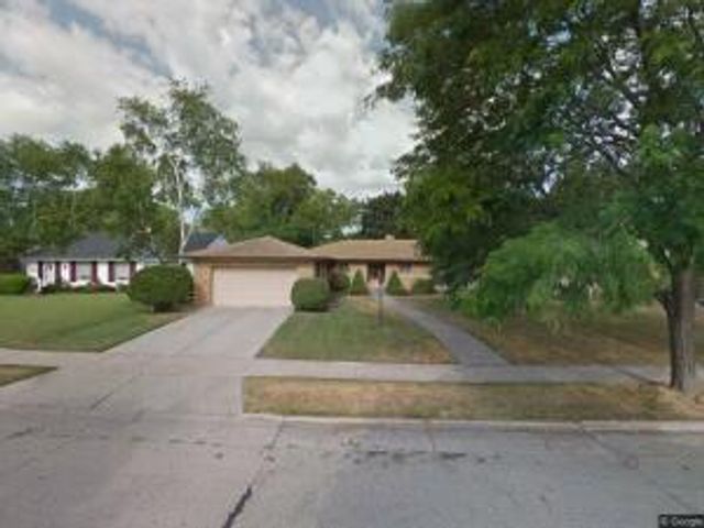 7810 5th AVENUE, Kenosha, WI 53143