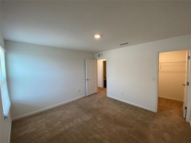 35003 DAISY MEADOW LOOP, Zephyrhills, FL 33541