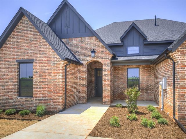 6881 Lake View Court, Cashion, OK 73016