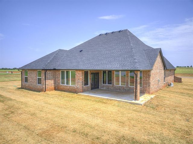 6881 Lake View Court, Cashion, OK 73016
