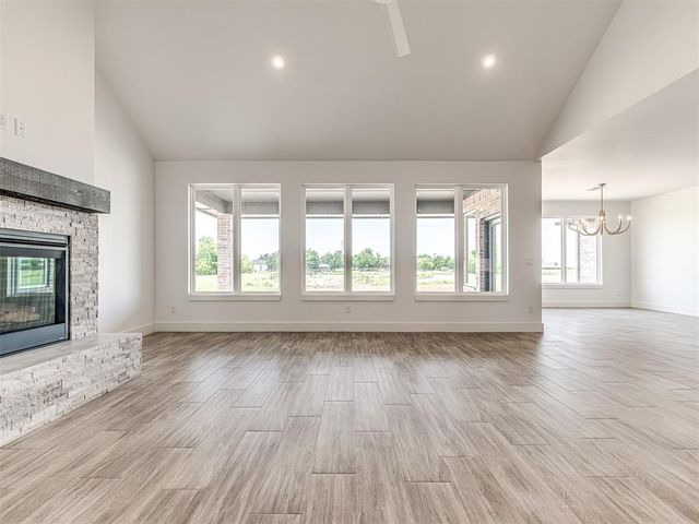 6881 Lake View Court, Cashion, OK 73016