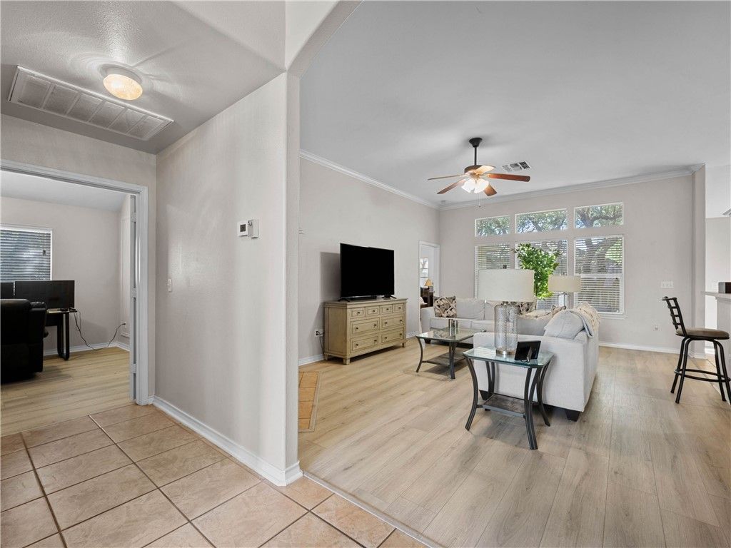 101 Plantation Dr, Rockport, TX 78382 — photo 5