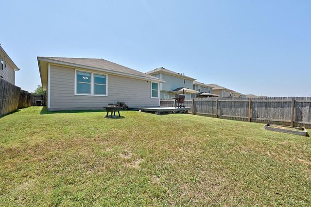 328 Triumph Road, Buda, TX 78610