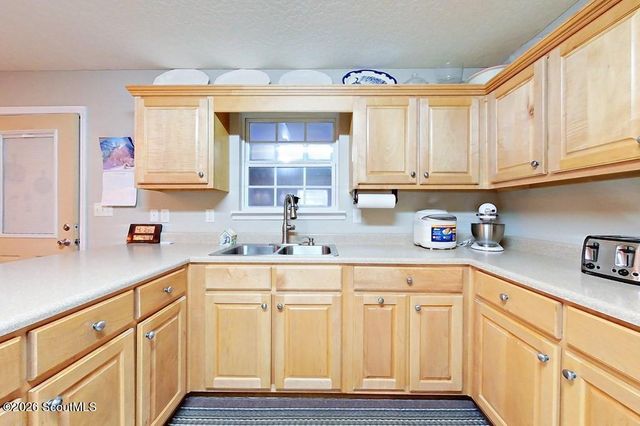 3007 Suncreek Lane, Blackshear, GA 31516