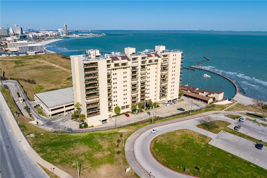 1400 Ocean Dr 1103A, Corpus Christi, TX 78404