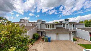 1407 W 40th Street, Kearney, NE 68845