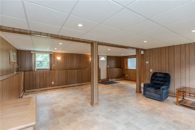 159 Hanover Street, Warwick, RI 02886