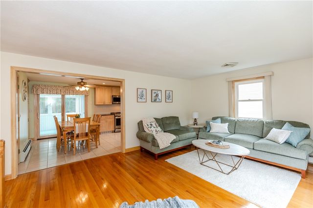 159 Hanover Street, Warwick, RI 02886