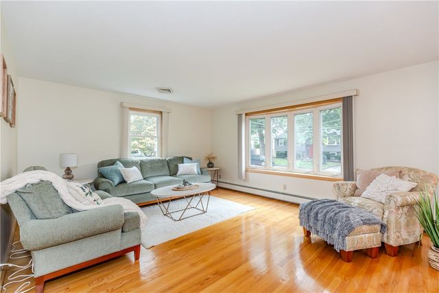 159 Hanover Street, Warwick, RI 02886