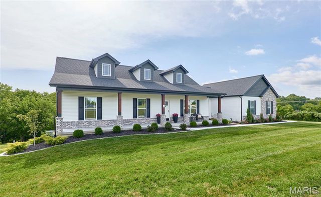 4 Ashley Lane, Hawk Point, MO 63349