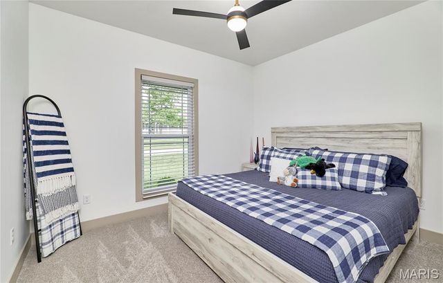 4 Ashley Lane, Hawk Point, MO 63349
