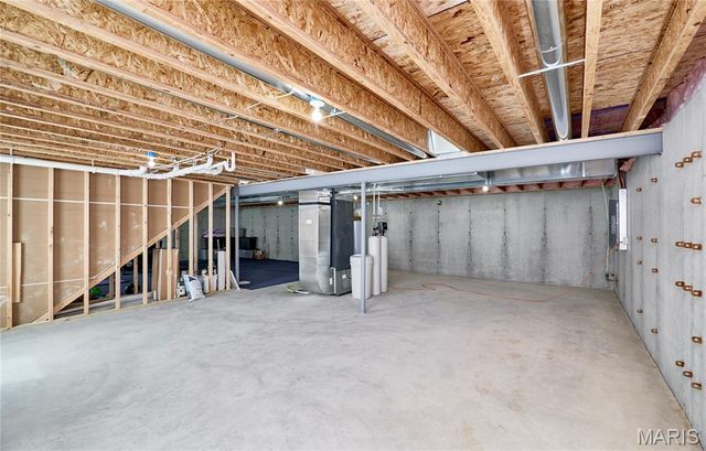 4 Ashley Lane, Hawk Point, MO 63349